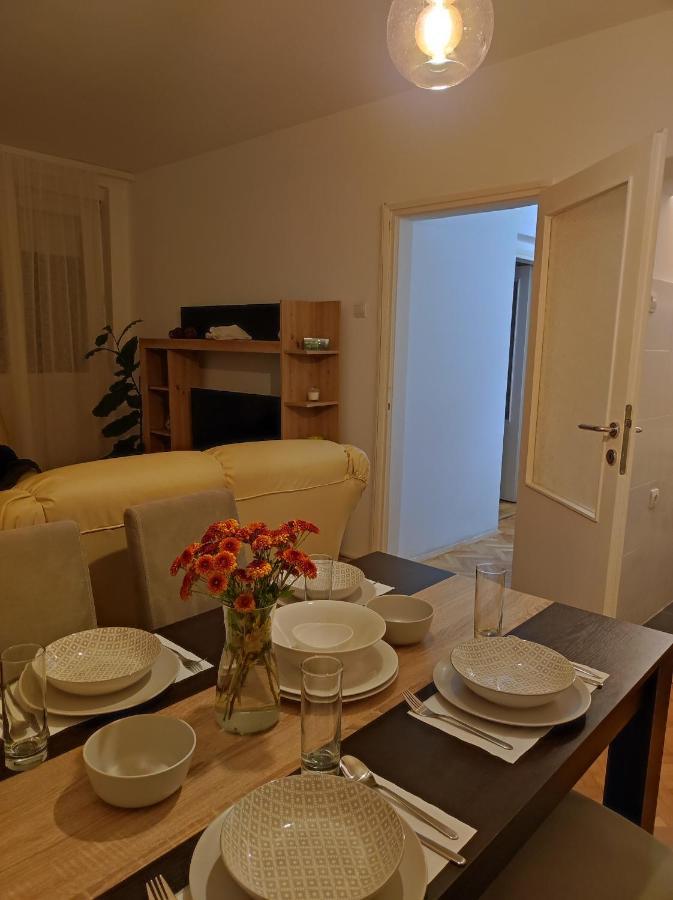 Dora Apartment Ni 外观 照片